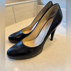 New without tags Nine West Back pumps